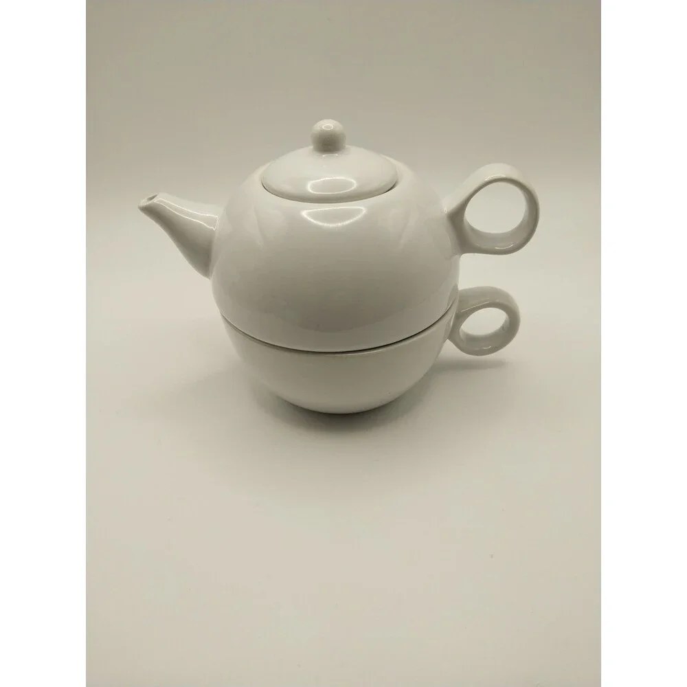 Old Amsterdam Porcelain Works Teapot & Tea Cup for One 8 Oz Glossy White